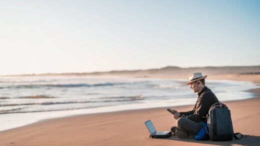 Digital nomad w marketingu treści: jak połączyć pracę z podróżą